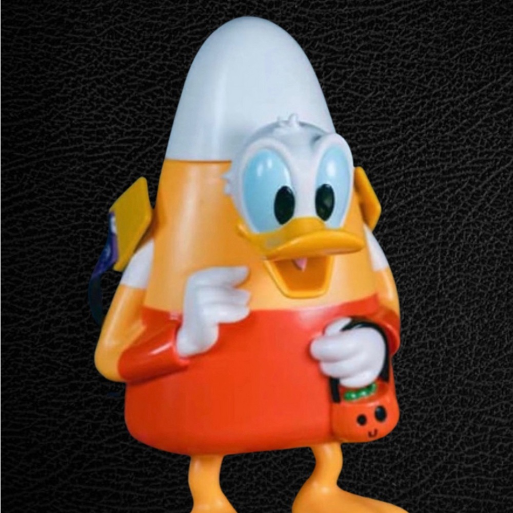 Donald Duck Candy Corn Sipper